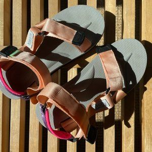 Suicoke pink x grey Depa-CAB sandals